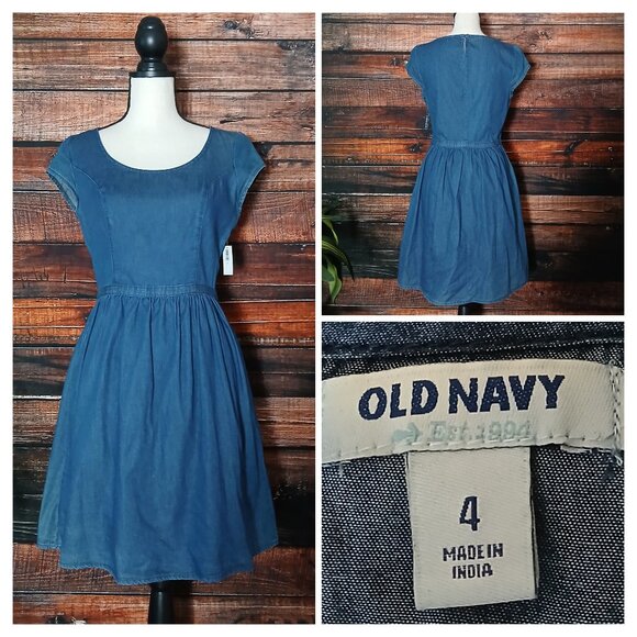 NWT Old Navy Dress Size 4 Fit & Flare Dark Wash Chambray Cap Sleeve Pockets Zip - Picture 1 of 12